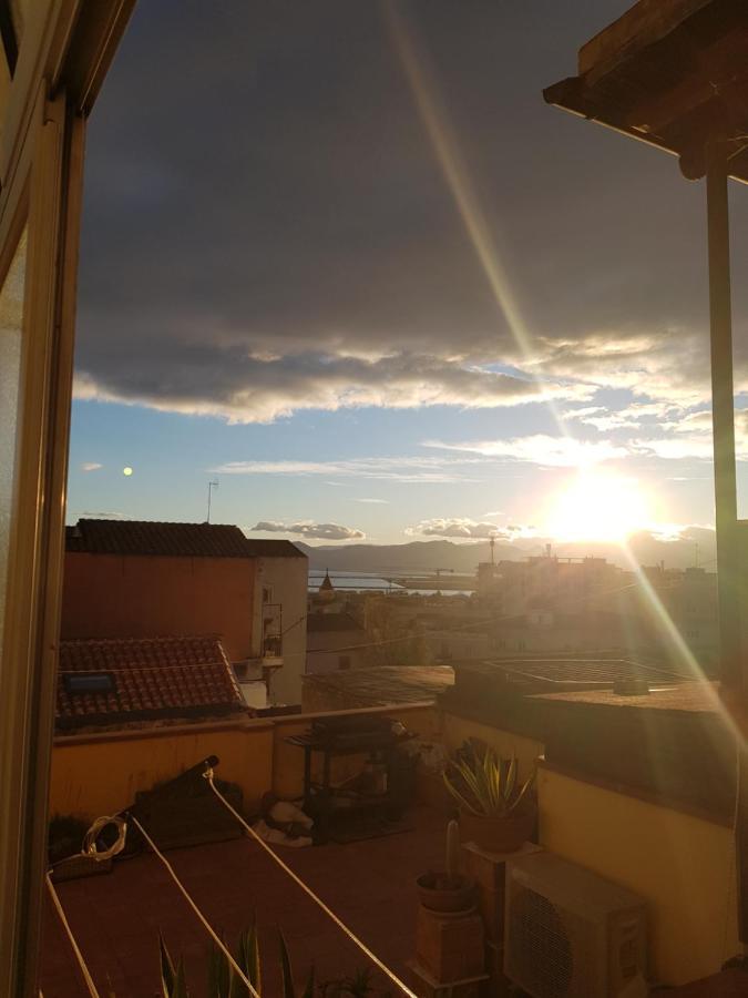 Appartement Red Moon à Cagliari Extérieur photo