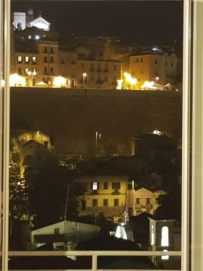 Appartement Red Moon à Cagliari Extérieur photo